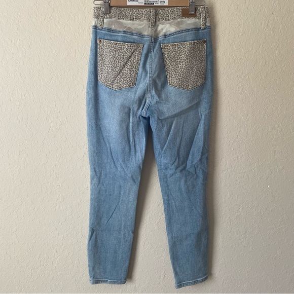 Judy Blue | Women's Cheetah Camo Block High Rise Slim Fit Jeans Size 27 - Picture 5 of 9